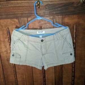 Old Navy Khaki shorts